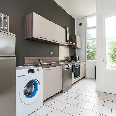 Appartements Scaliger Wifi Proche Gare Agen Exterior photo