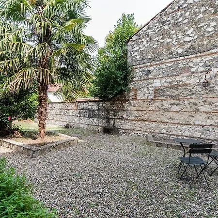 Appartements Scaliger Wifi Proche Gare Agen Exterior photo